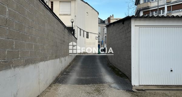 Location Parking - Orléans 45000