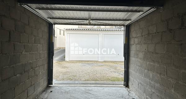 Location Parking - Orléans 45000