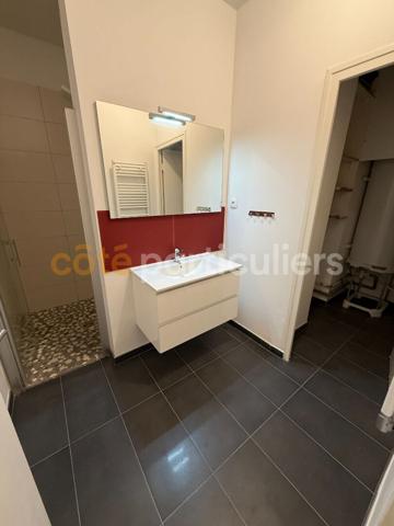 Location Appartement56,44 m² - 2 Pièces - SAINT QUENTIN (2100)