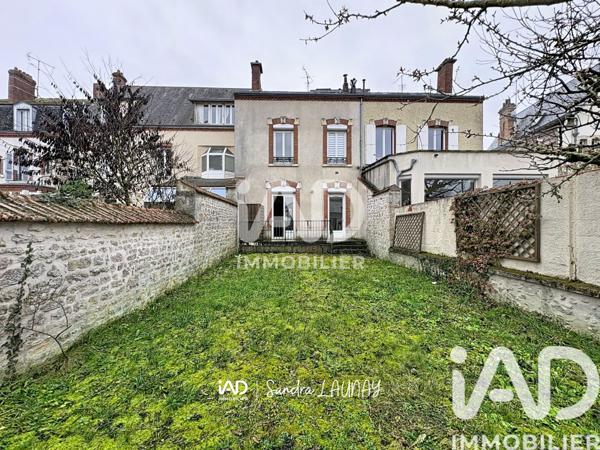 Maison à vendre 9 pièces 207 m² Pithiviers