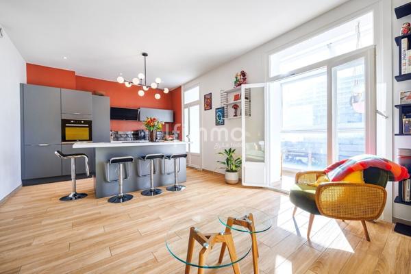 Marseille 7ème / Appartement rénové / Terrasse Véranda