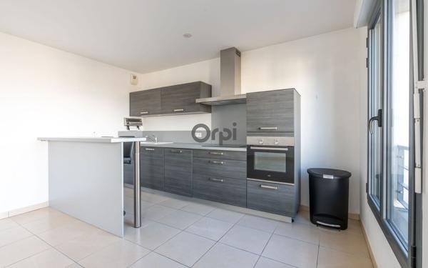 Appartement à vendre    3 pièces • 67,03 m2 Joinville-le-Pont