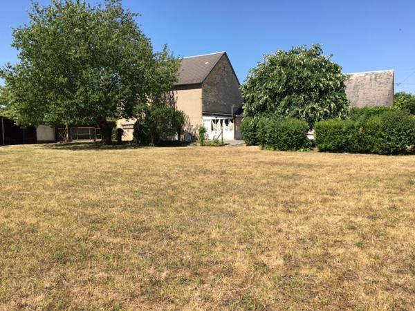 Brécy (18220) Maison 4 Pièces de 106m2 + Grange de 75m2 sur Parcelle de 1960m2