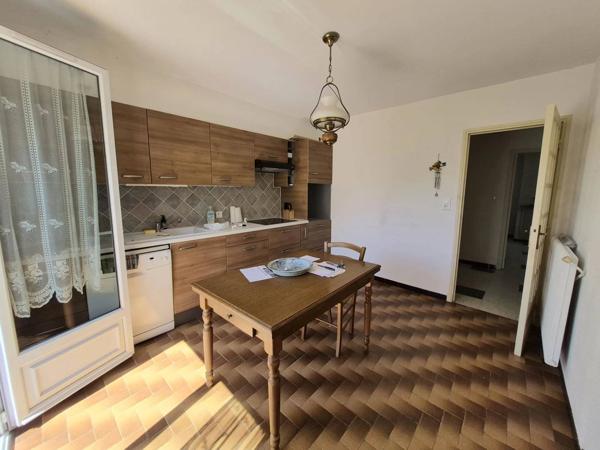 MAISON de type 4 avec GARAGE NARBONNE