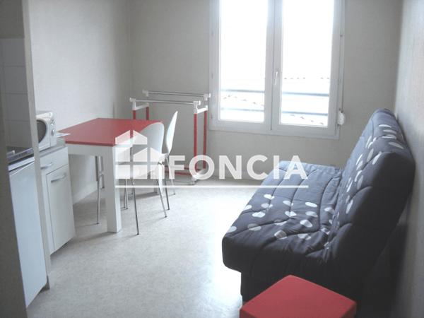 Location Studio meublé 19.7 m² - 38 BOULEVARD DES BELGES La Roche Sur Yon 85000