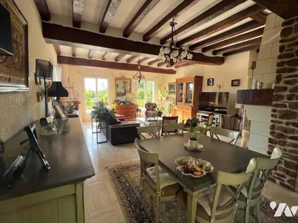 Au THOUREIL Maison avec vie de plain-pied dans parc paysager 