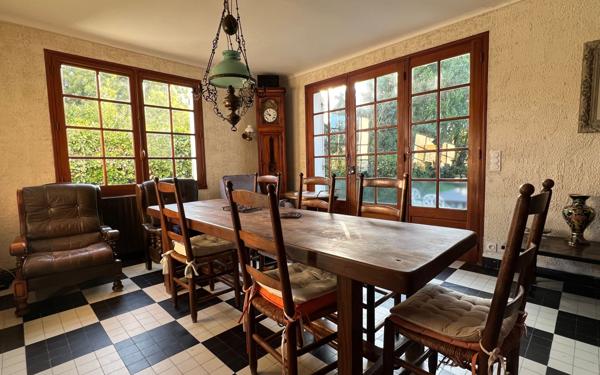 Maison à vendre    6 pièces •  Le Pouliguen