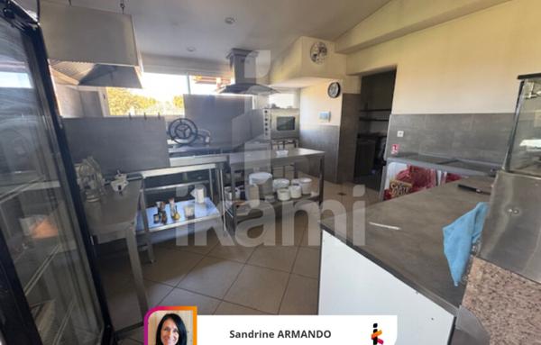 Fonds De Commerce de 200 m²