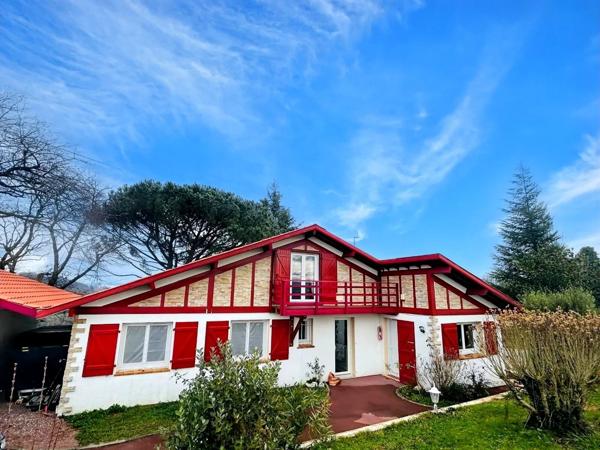 Vente Maison 6 pièces 215 m2 à Saint-Palais