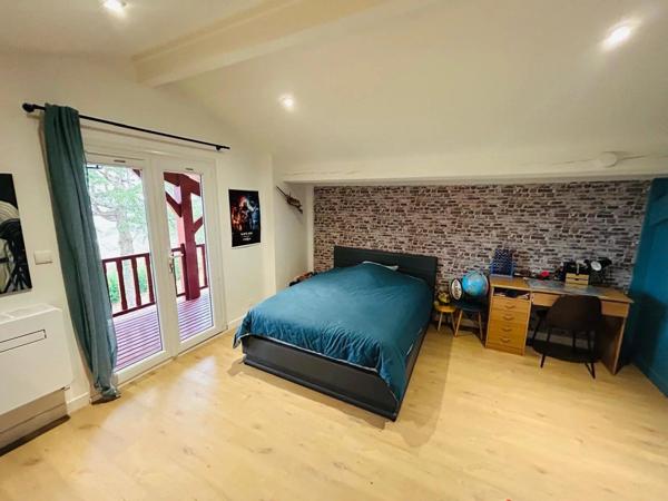 Vente Maison 6 pièces 215 m2 à Saint-Palais