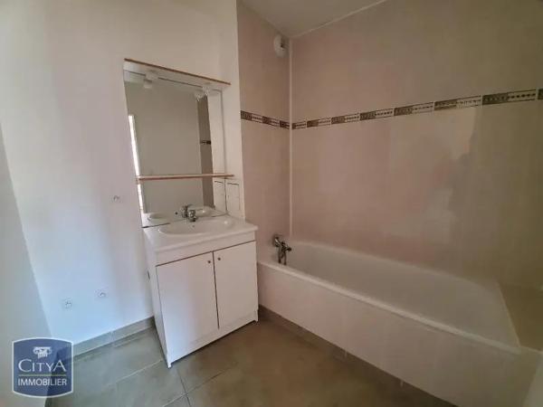Appartement à louer 2 pièces 50m² Rouen (76100)