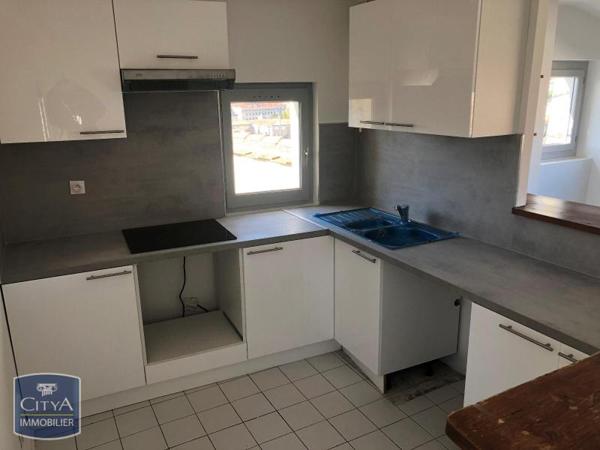 Appartement à louer 3 pièces 73.77m²