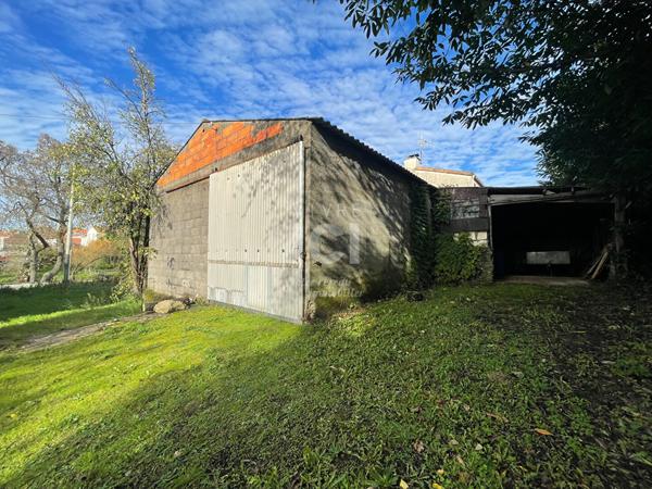 Dépendances à réhabiliter - 98 m2