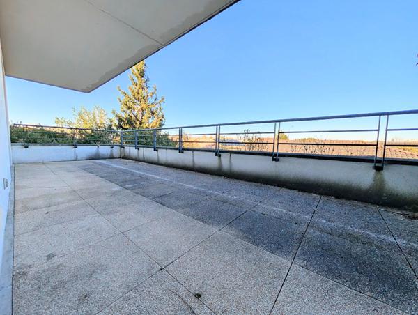 Appartement T2 lumineux avec terrasse et parking , Route de Launaguet, Toulouse