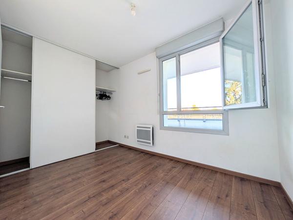 Appartement T2 lumineux avec terrasse et parking , Route de Launaguet, Toulouse