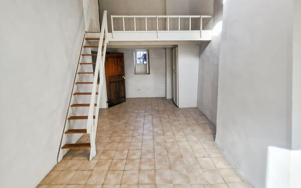 Maison à vendre    4 pièces •  Lambesc