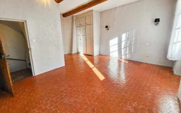 Maison à vendre    4 pièces •  Lambesc