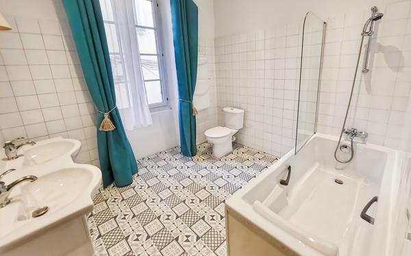 Maison à vendre    4 pièces •  Lambesc