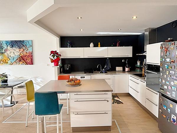 Appartement 3 pièces de 81m² - Centre -Castanet-Tolosan - Dernier étage, Terrasse