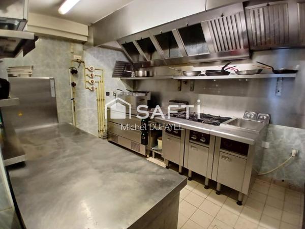 Murs restaurant rentable bastide 675 m²