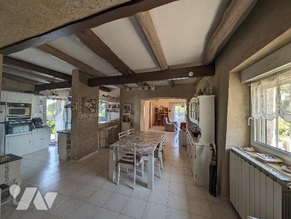 SAINT PERAY - Maison de campagne de type 5 d'env. 120 m² + 1773 m² terrain