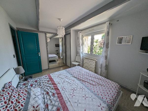 SAINT PERAY - Maison de campagne de type 5 d'env. 120 m² + 1773 m² terrain