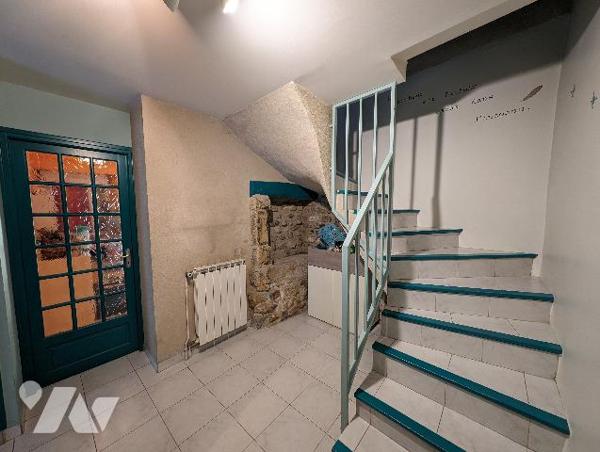 SAINT PERAY - Maison de campagne de type 5 d'env. 120 m² + 1773 m² terrain