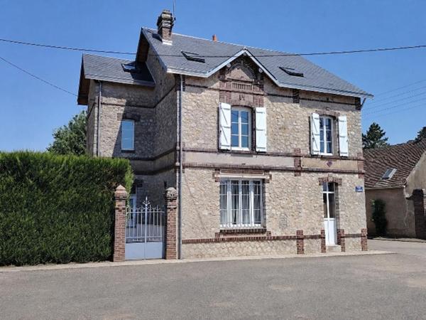Maisonà 20 min de Chartres sud 134 m2 et 4 chambres