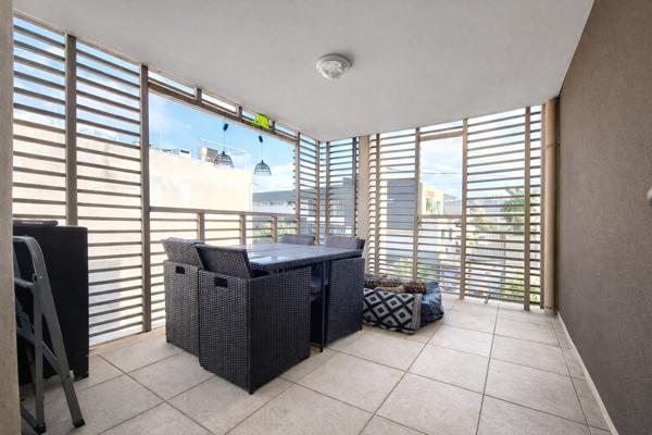 Marseille (13009) APPARTEMENT D'ARCHITECTE 2 PIECES AVEC LOGGIA