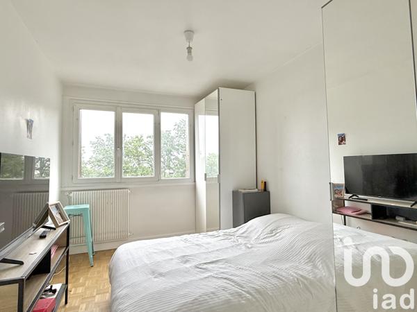 Apartment for sale 4 rooms 70 m² Viry-Châtillon