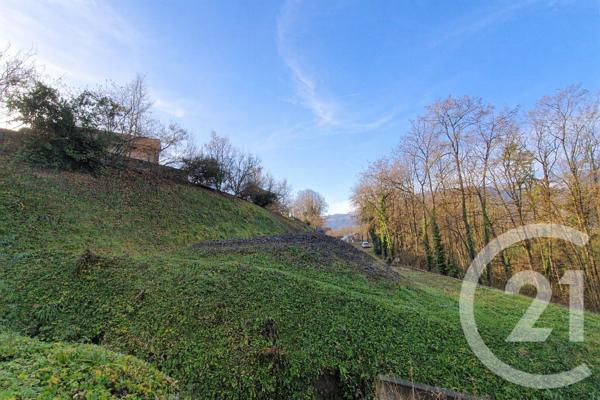 Terrain à vendre  546 m2 LAISSAUD - 73