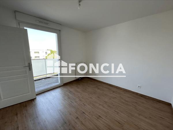 Location Appartement 3 pièces 72.41 m² - 201 RUE FILBERTVILLE Lille 59000