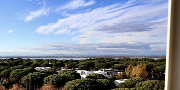 La Grande-Motte (34280) NOUVEAU, RARE, VUE MER ET ÉTANG DE L'OR...APPARTEMENT DE 85 M2 ENV AU DERNIER ÉTAGE, EXPOSÉ EST, SUD ET OUEST