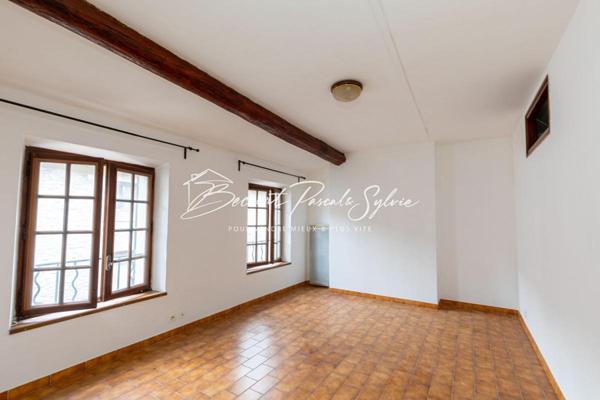 Immeuble de rapport  de 313 m2 avec commerce à Apt (84)