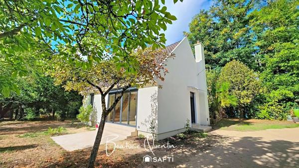 Maison rénovée, plain-pied, 900 m2, RER C à pied