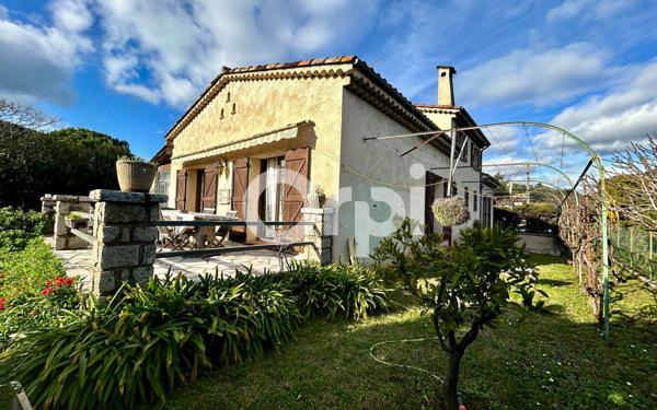 Maison à vendre    5 pièces •  Pégomas