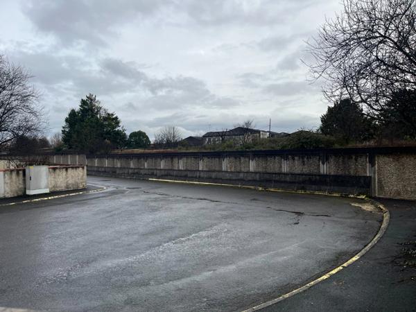 Terrain constructible de 500 m² à CHATEAUBERNARD (16)