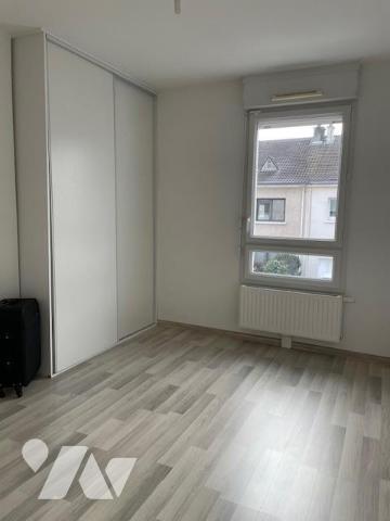 Hyper centre, T3, 60m², garage et terrasse