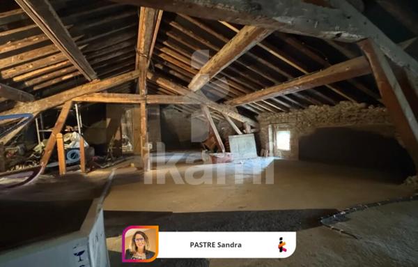 Châtillon St Jean. Charmante maison familiale avec garage, cave, dépendance et hangar