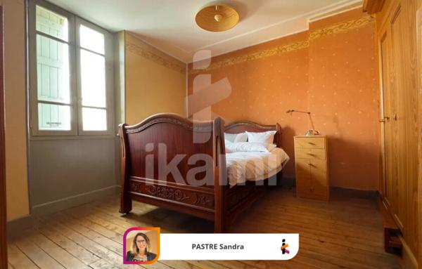 Châtillon St Jean. Charmante maison familiale avec garage, cave, dépendance et hangar