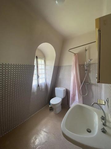 Vente Maison 6 pièces 250 m2 à Gourdon