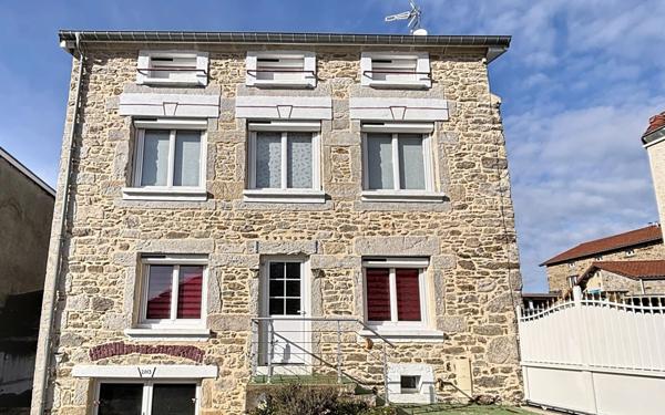 Maison à vendre    4 pièces •  Saint-Just-Malmont