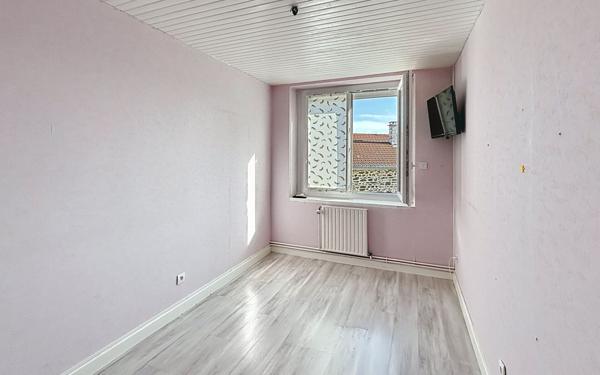 Maison à vendre    4 pièces •  Saint-Just-Malmont