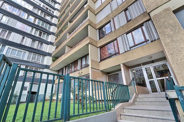 Appartement Aubervilliers 3 pièce(s) 61 m2