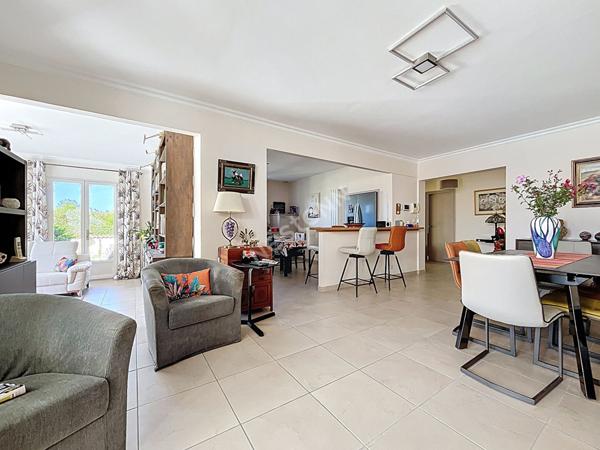 Villa 149M² AVEC PISCINE ET SOUS-SOL