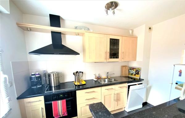 Dpt Alpes Maritimes (06), à vendre CANNES- Oxford appartement T2 , cave et garage