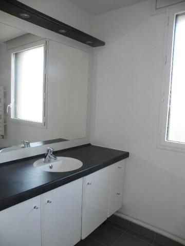 Appartement à louer 4 pièces 104.03m²