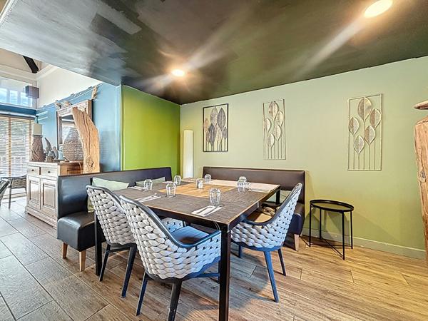 Fonds de commerce Plan De Cuques 400 M² 1000 M² avec les terrasses