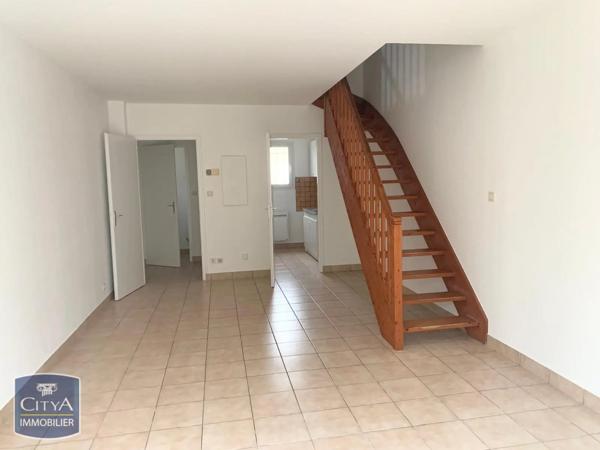 Maison à louer 3 pièces 59.51m² Niort (79000)