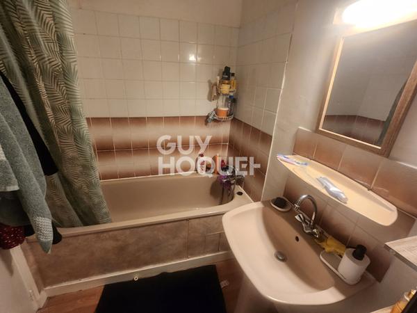 Ensemble de 2 Appartements Contigus ? Centre de Dinan